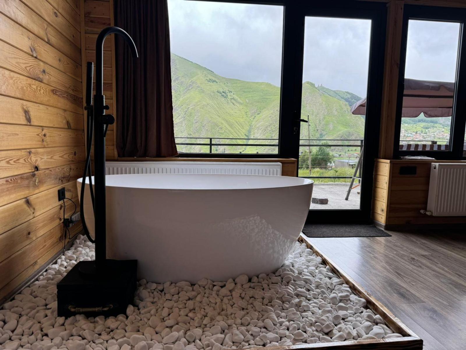 Kera Cottages Kazbegi Exterior foto